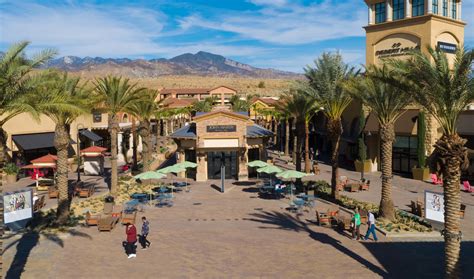 desert hills premium outlets gucci prices|gucci outlet west property.